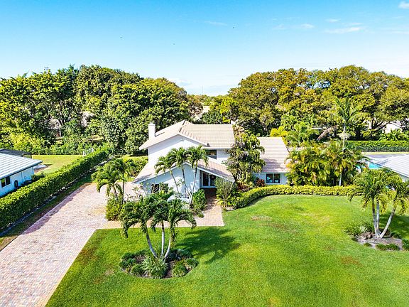 4th image of 10893 Gleneagles Road