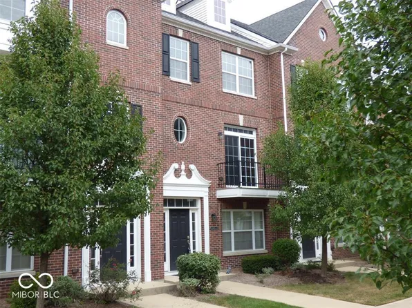 11915 Kelso Dr Unit 2, Zionsville, IN 46077