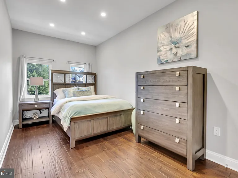 1167 Morse St NE #1 — Photo 36