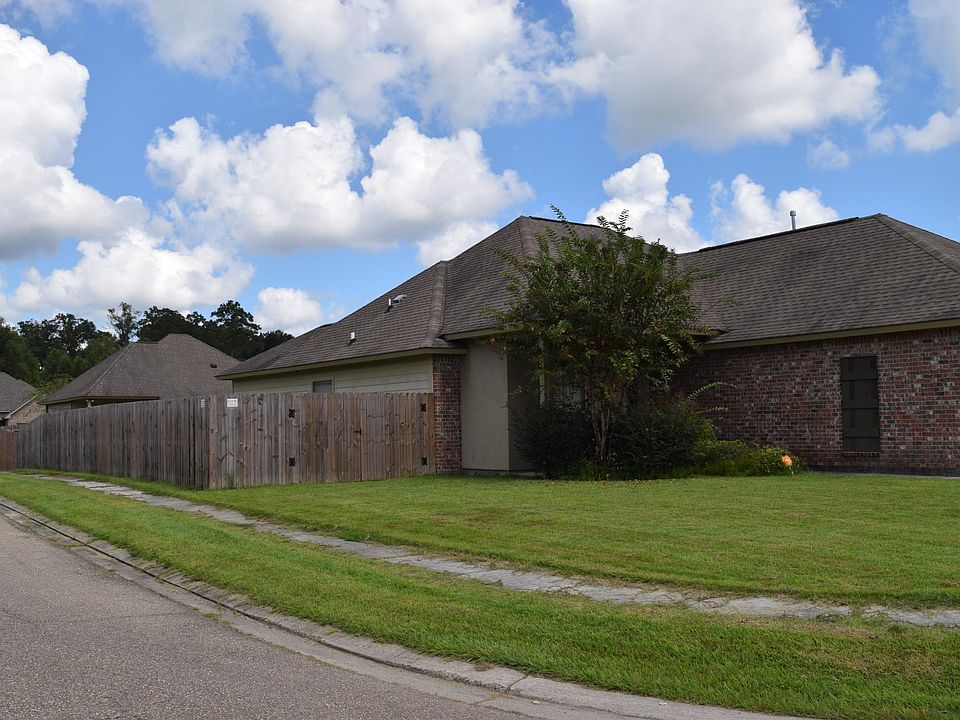 2nd image of 16933 Glenwood Springs Dr