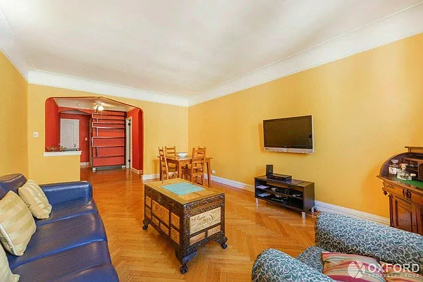 Sold by Oxford Property Group | media 14