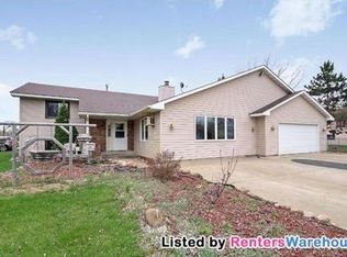 5927 Egg Lake Rd N, Hugo, MN 55038