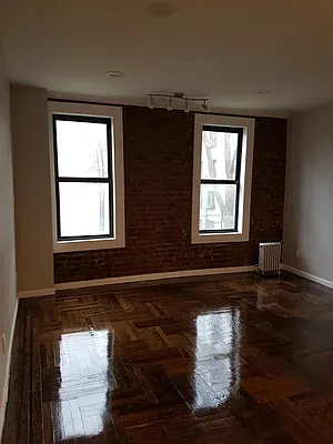 Rented by Bruma Realty LLC | media 3