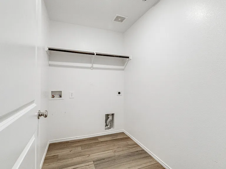 436 Frio Pass Trl — Photo 14