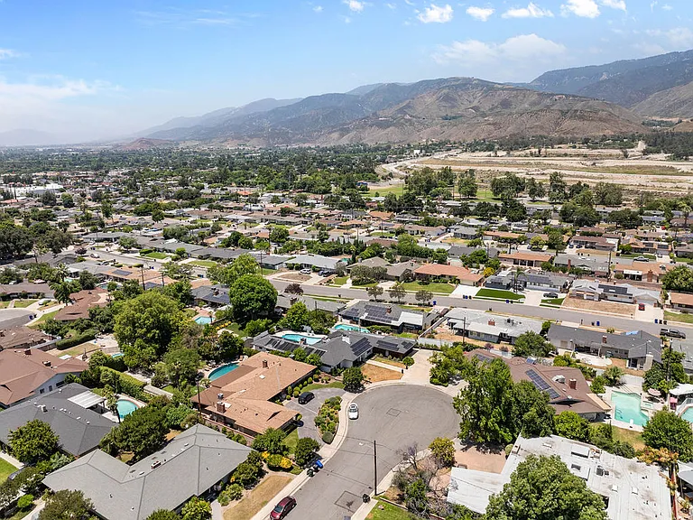 3888 Fremontia Dr — Photo 16