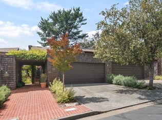 135 El Condor Ct, San Rafael, CA 94903