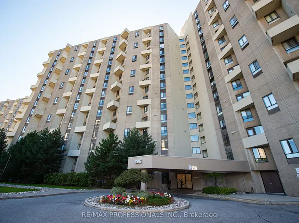 296 Mill Rd #Penthouse 08, Toronto, ON M9C 4X8