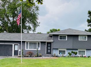 9 Nova Ln, Rochester, NY 14606