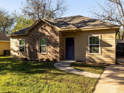528 W Heard St, Cleburne, TX, 76033