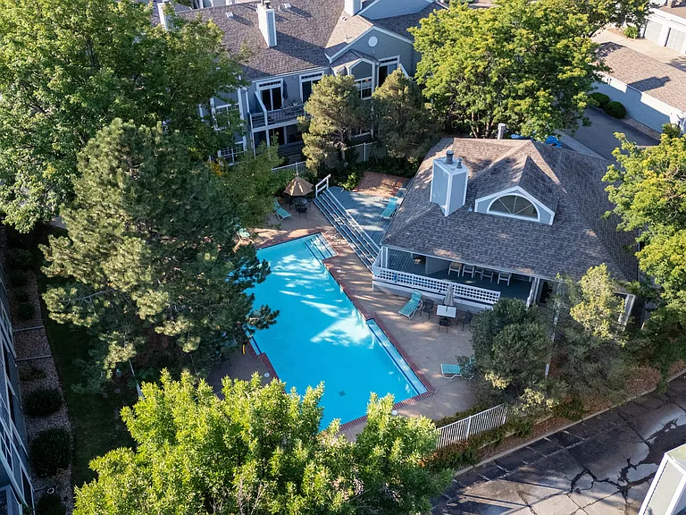 Residents enjoy access to the community pool and clubhouse.