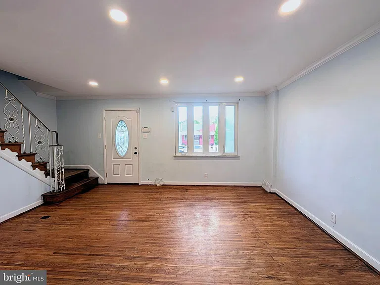 1834 S 28th St — Photo 7