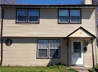 10 Phelps Cir, Hampton, VA 23663