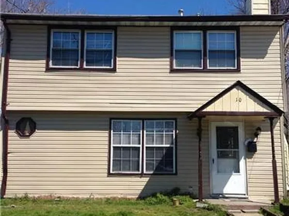 10 Phelps Cir, Hampton, VA 23663