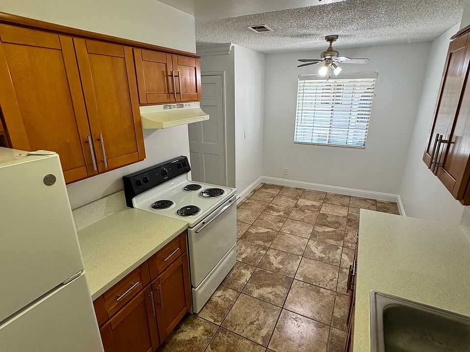 1st image of 120 Orchard Ave #195