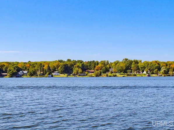 52097 Highway 203 #M, Hancock, MI 49930