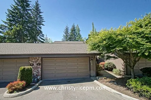 137 143rd Pl NE #30 Photo 1