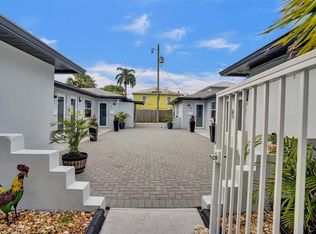 220 Walton Blvd APT 8, West Palm Beach, FL 33405