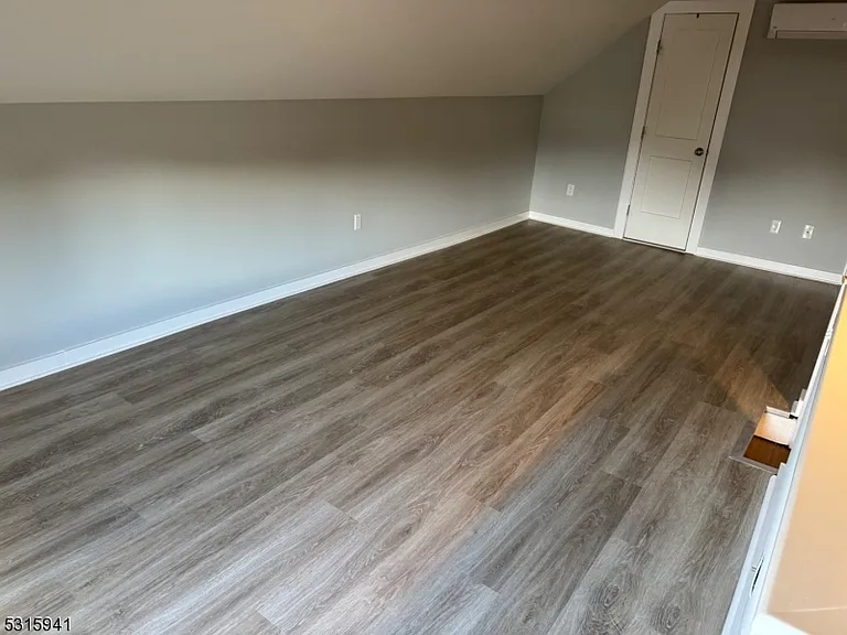 231 Elmer St — Photo 20