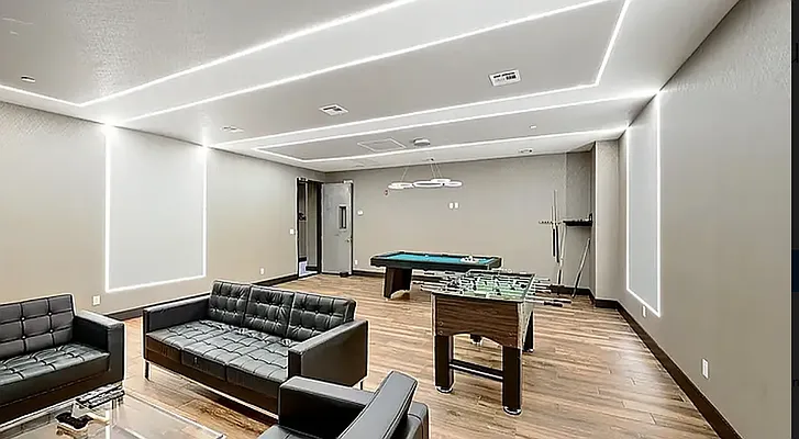 Rented by Brooklyn Group | media 21