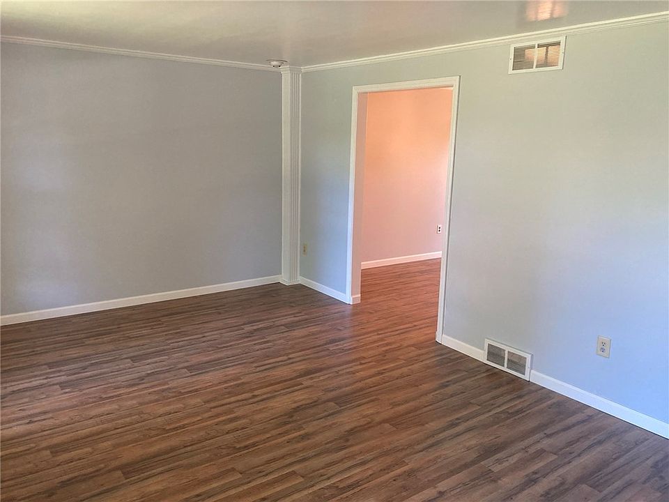 21 Stone Fence Rd, Rochester, NY 14626 Zillow