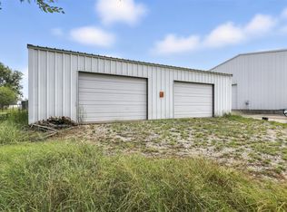 141 Cimmarron Trl, Runaway Bay, TX 76426