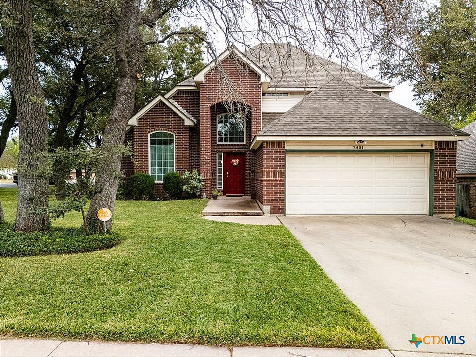 1st image of 2001 Diana Ln