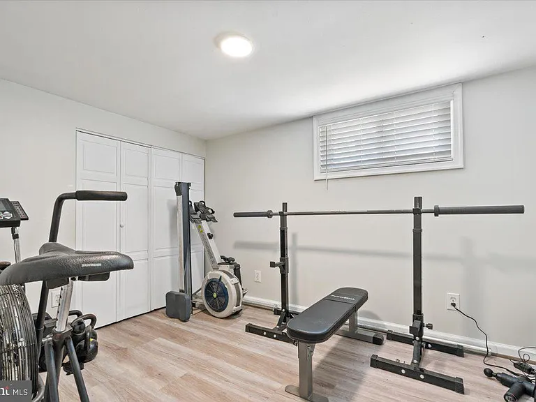 2819 Summerfield Rd — Photo 22