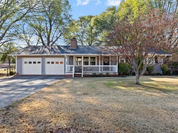 106 Highland Ln, Cartersville, GA 30120