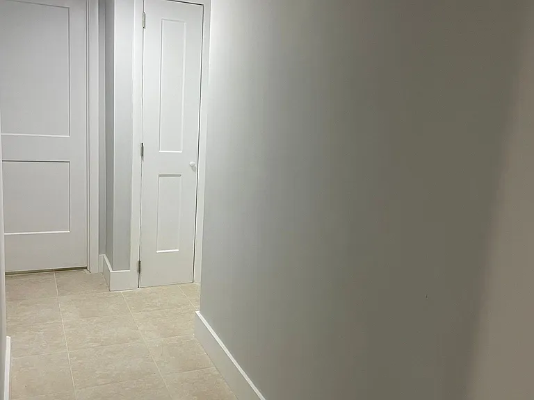 1721 SW 40th Ter #B — Photo 15