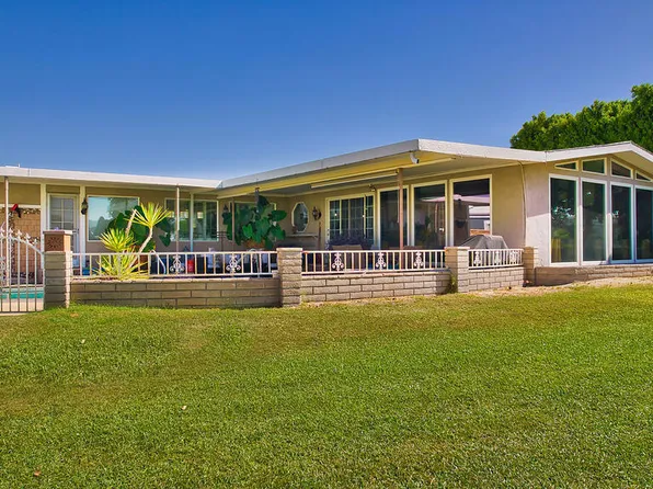 38250 Azalea Dr, Palm Desert, CA 92260