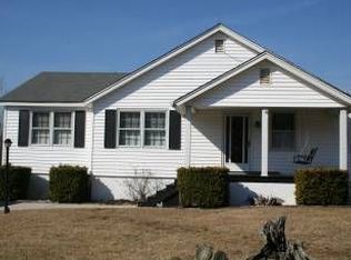 8593 Red House Rd, Appomattox, VA 24522