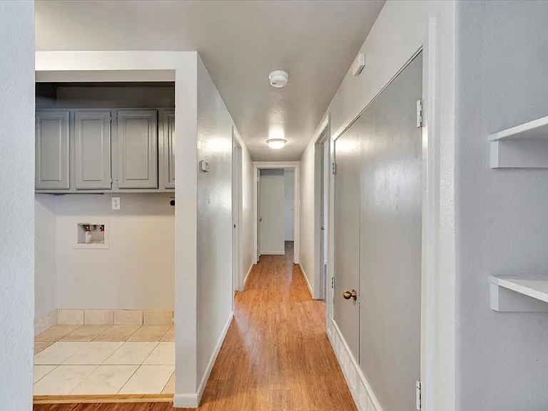1130 Bois Darc St — Photo 18