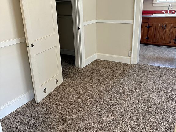 4th image of 2610 Baltic Ave #1