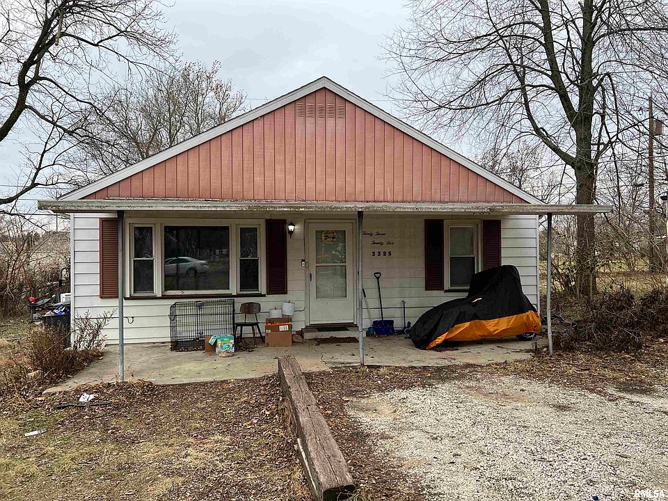 1st image of 3325 N Leroy Ave