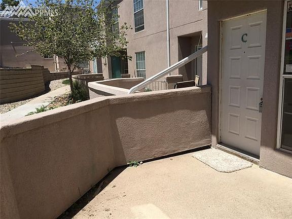 5th image of 3445 Rebecca Ln APT C