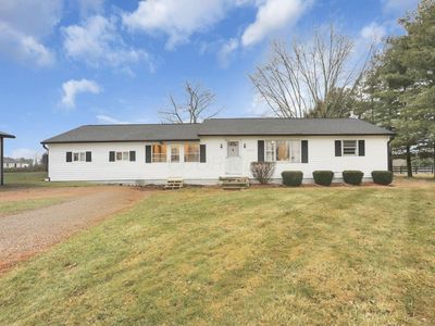 1295 Ginder Rd NW, Lancaster, OH, 43130