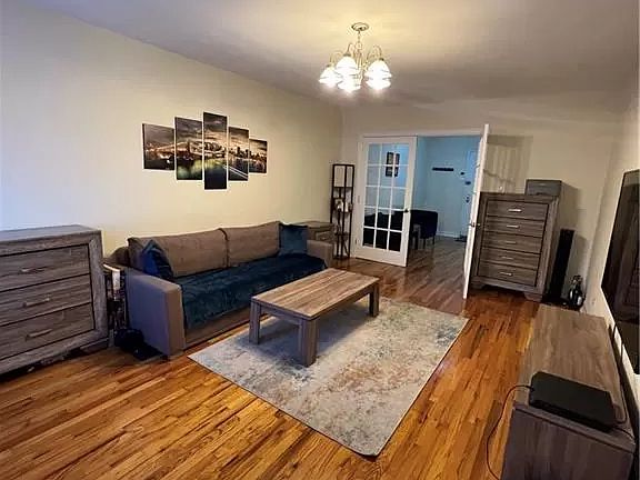 4th image of 2331 Ocean Ave APT 1F