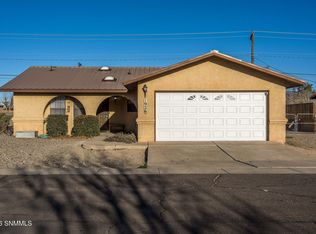 1926 Chateau Dr, Las Cruces, NM 88005