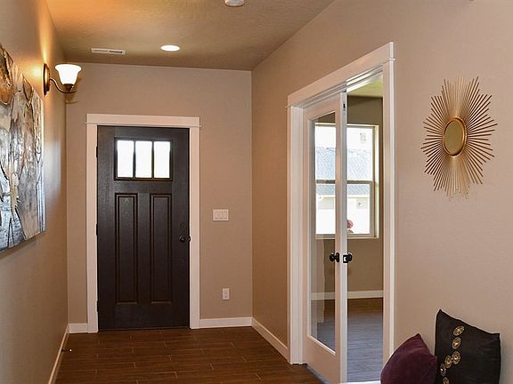 2nd image of 4805 S Coyote Creek Ln