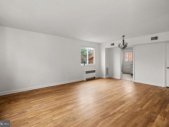 5th image of 7965 18th Ave