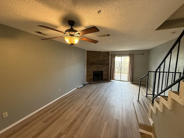701 Lee St #2A — Photo 14