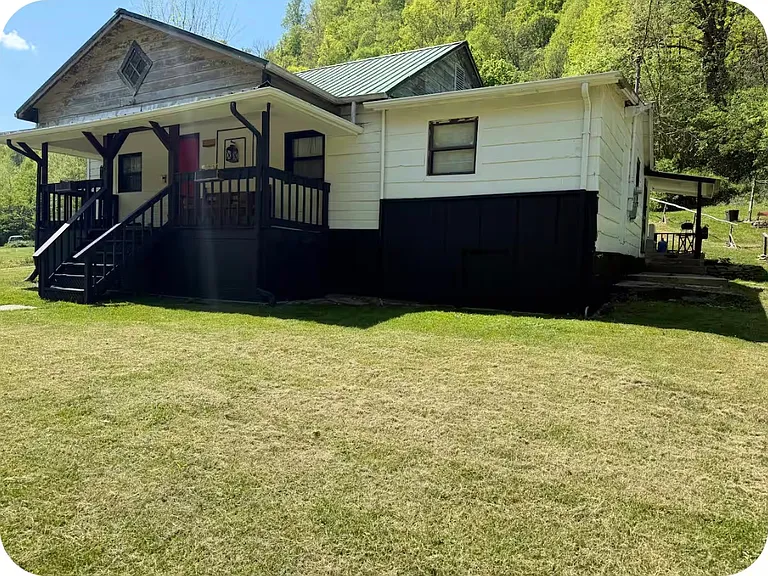 Phillips Rd — Photo 1