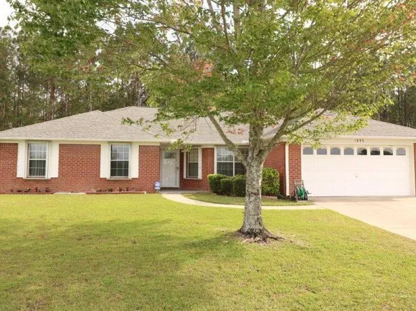 1833 Southbay Dr, Pensacola, FL 32506