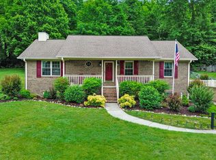 6911 Lindal Rd, Knoxville, TN 37931