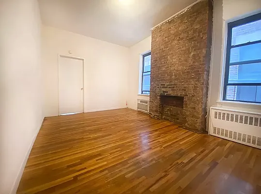 Rented by Corcoran | media 4
