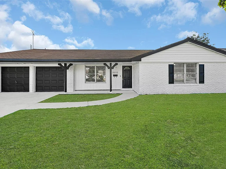 8603 Freewood St — Photo 1