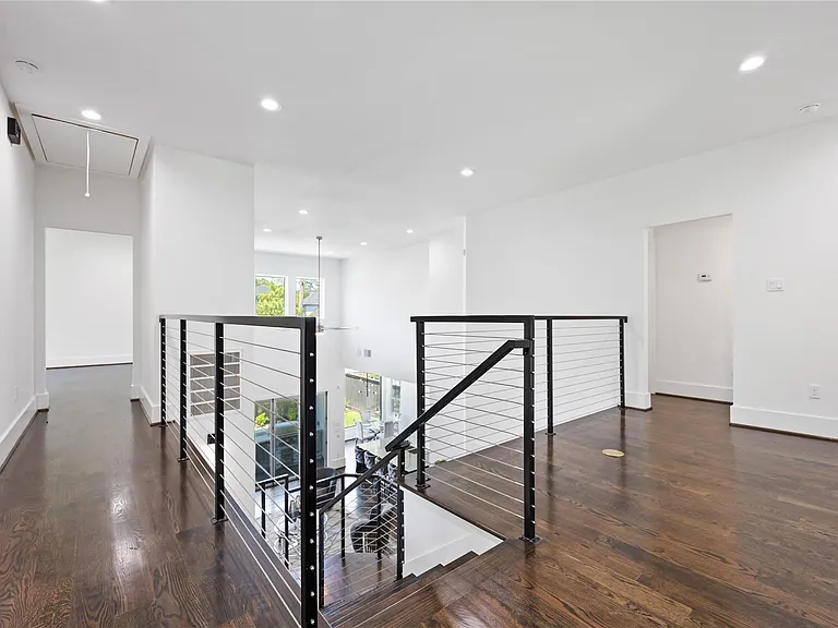 2310 Althea Dr — Photo 31