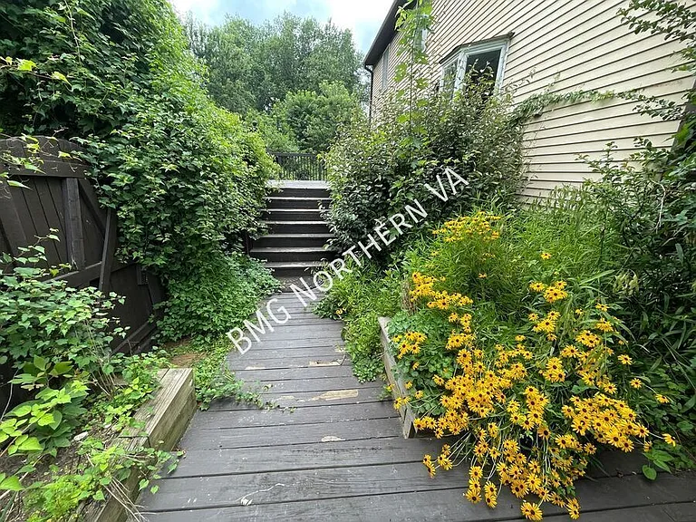 1846 Clovermeadow Dr — Photo 37