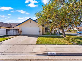 135 Sandlewood Pl, Fillmore, CA 93015