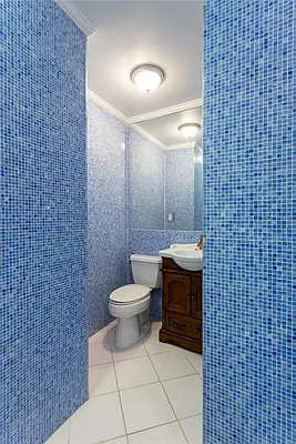 Rented by Akam Sales and Brokerage | media 21